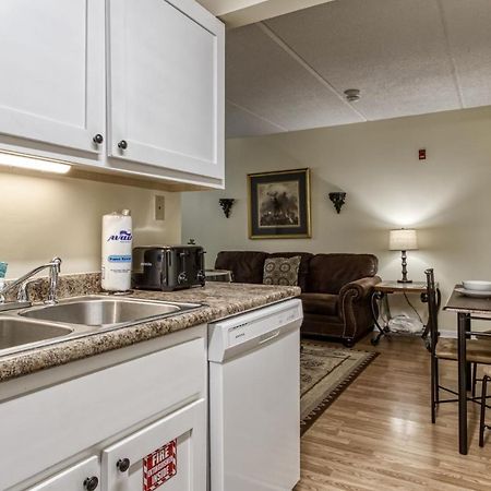Gatlinburg Towers Condo Unit 501 - Great Location! Close To Town! Condo Екстериор снимка